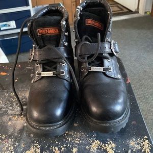 One is a size 6 one is a 7 half size